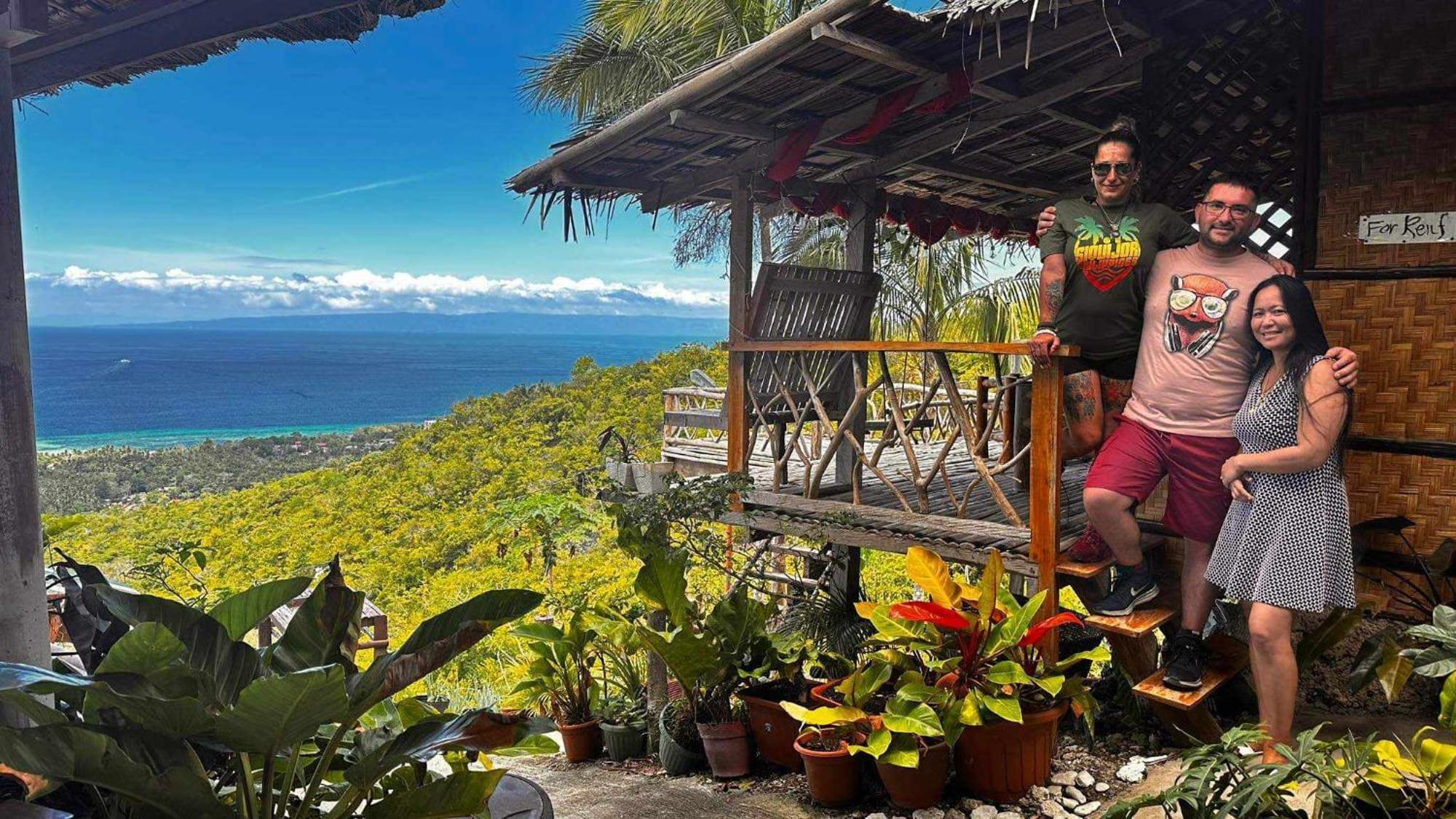 Thornton'S Sea View Cafe & Guesthouse Siquijor Exterior foto