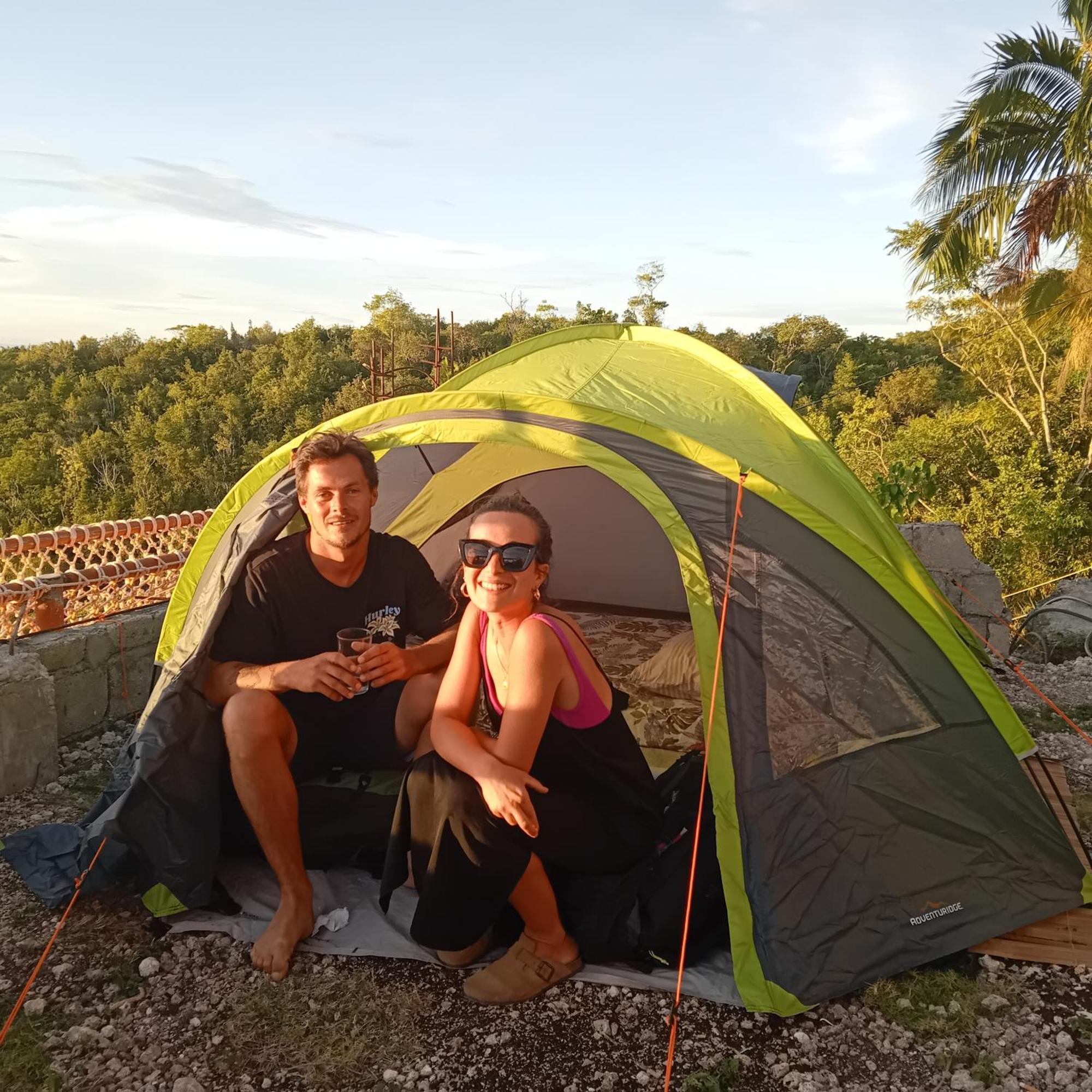 Thornton'S Sea View Cafe & Guesthouse Siquijor Exterior foto